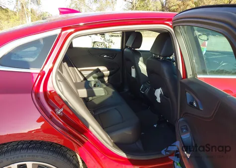 2022 Chevrolet Malibu Fwd Lt from USA, damaged, VIN 1G1ZD5ST9NF106248